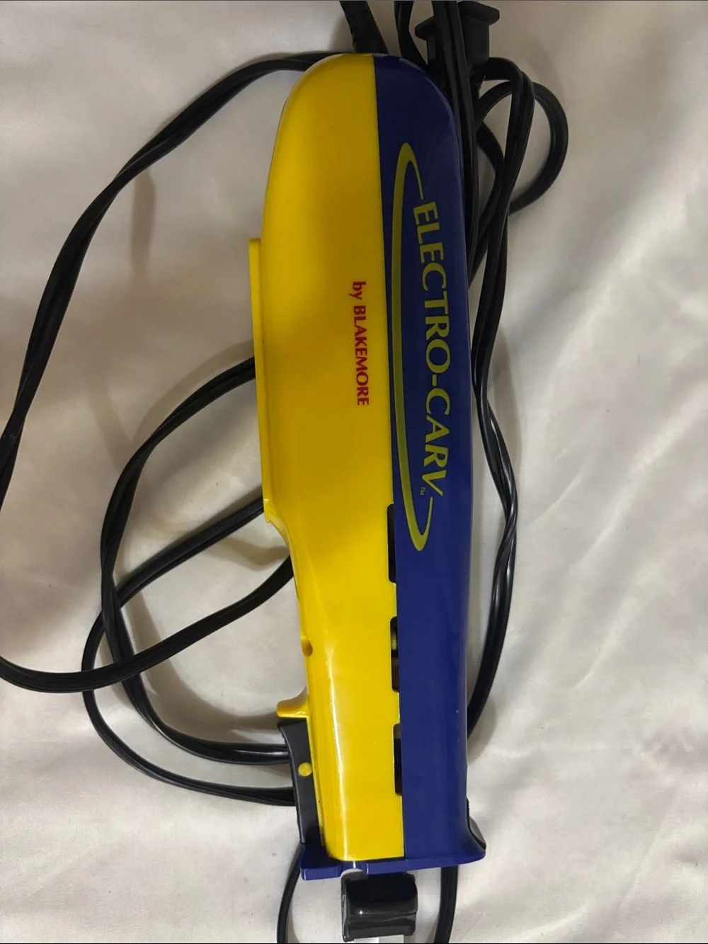 Electro-Carv Electric Carving Knife in Blue  Yellow thanksgiving holiday meat X